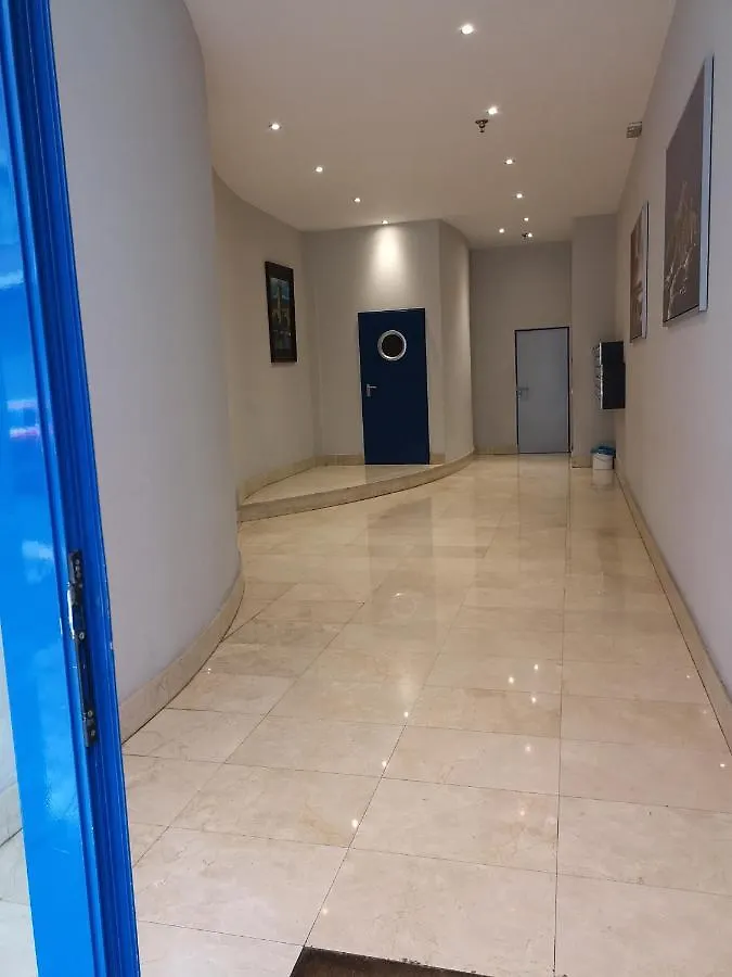 Suite Bilbao Arena Con Plaza De Garaje 0*,  Spagna